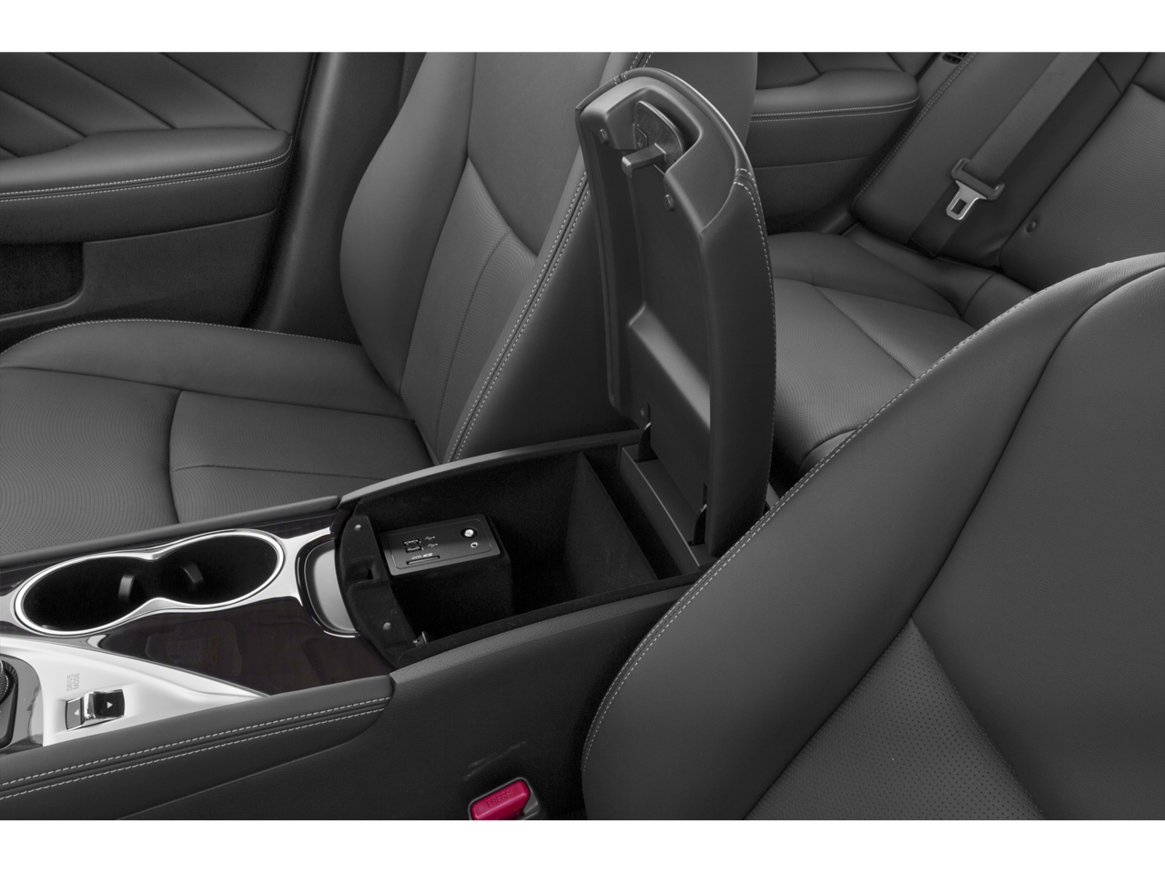 2015 INFINITI Q50 Hybrid Sport