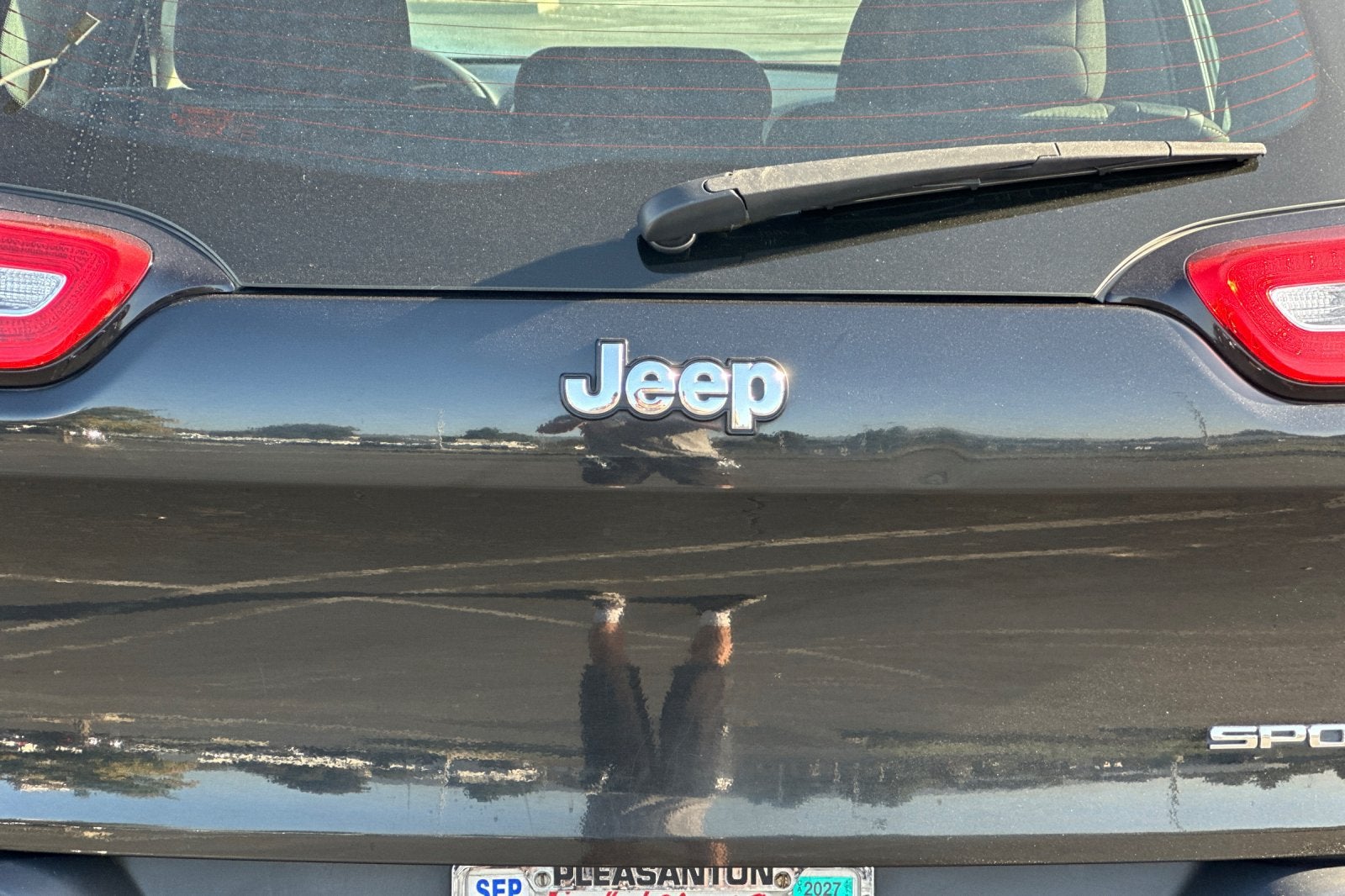2016 Jeep Cherokee Sport