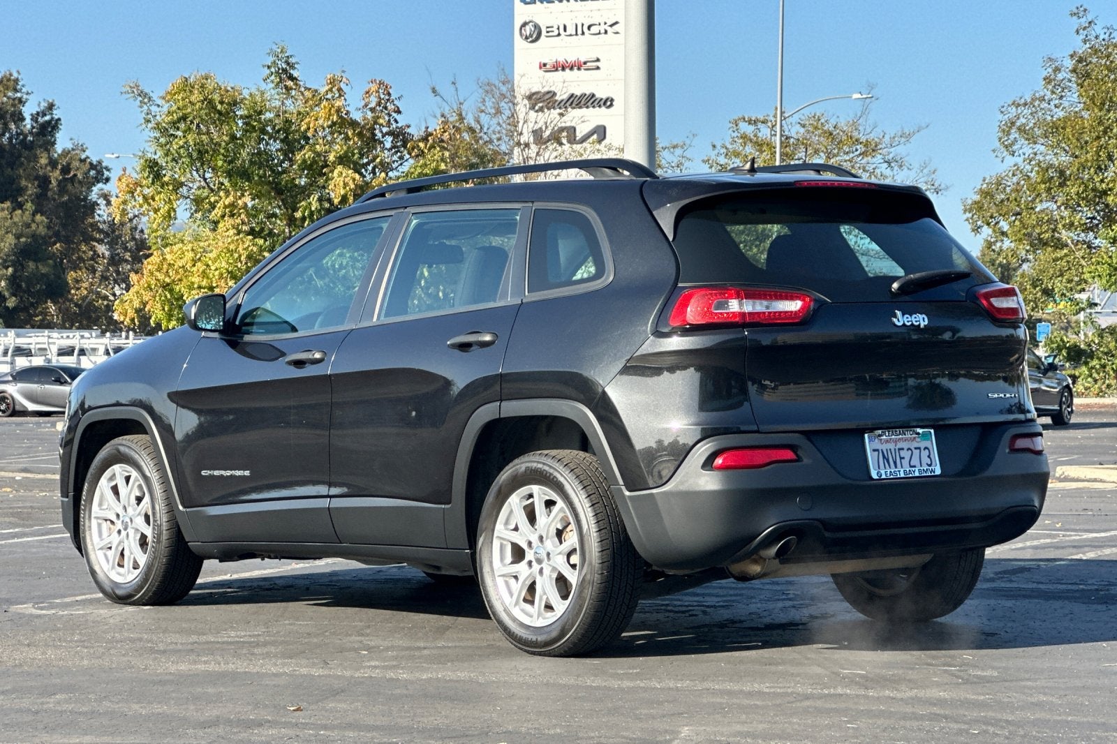 2016 Jeep Cherokee Sport
