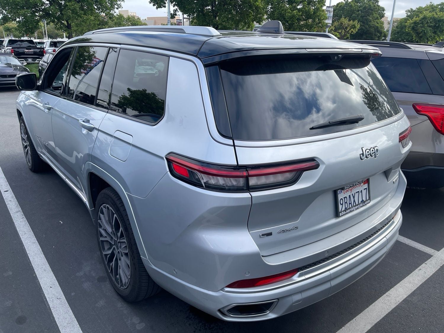 2022 Jeep Grand Cherokee L Summit