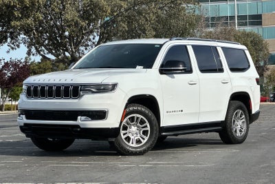 2023 Jeep Wagoneer Base