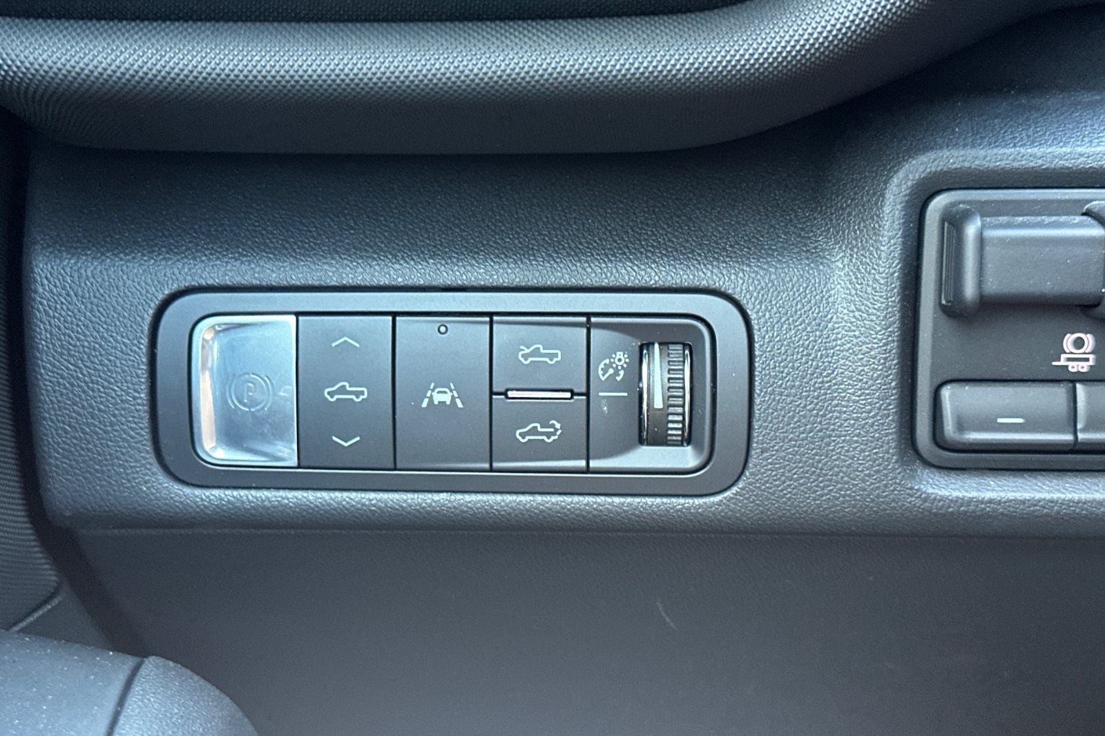 2025 Chevrolet Silverado EV RST