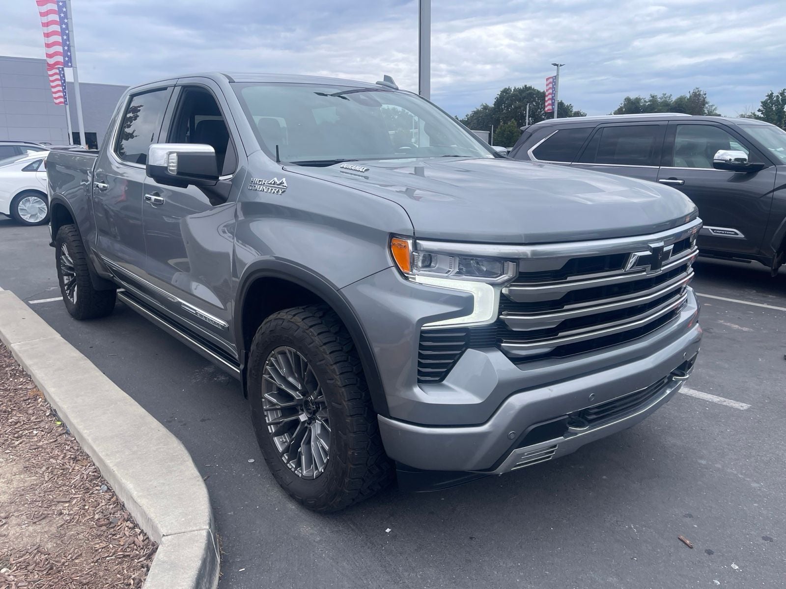 2023 Chevrolet Silverado 1500 High Country