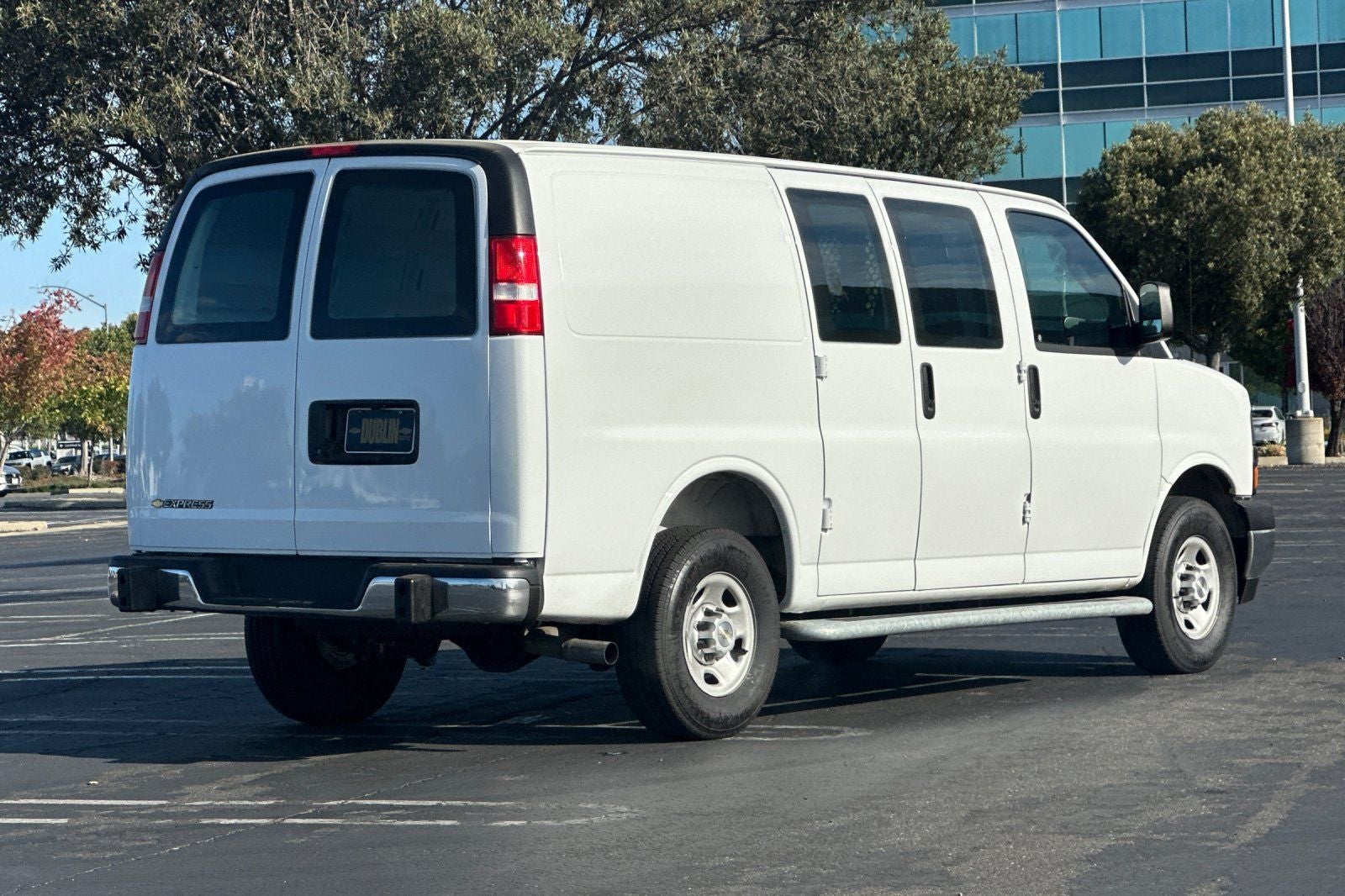 2025 Chevrolet Express 2500 Work Van Cargo