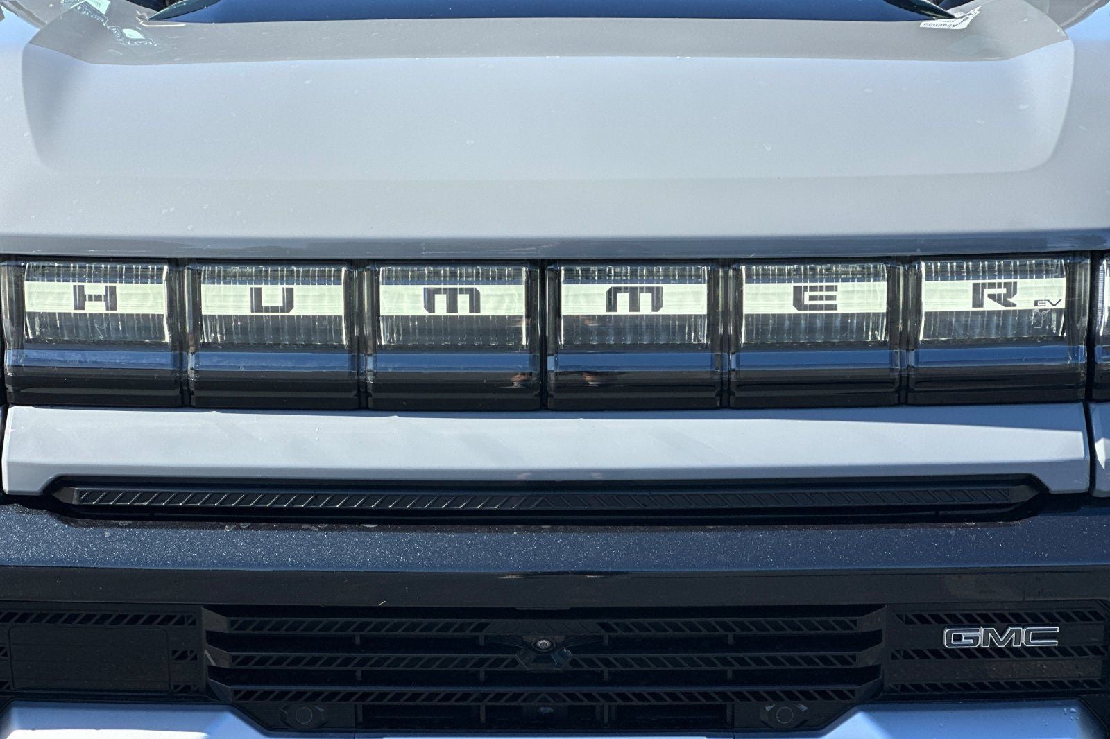 2024 GMC Hummer EV SUV 2X