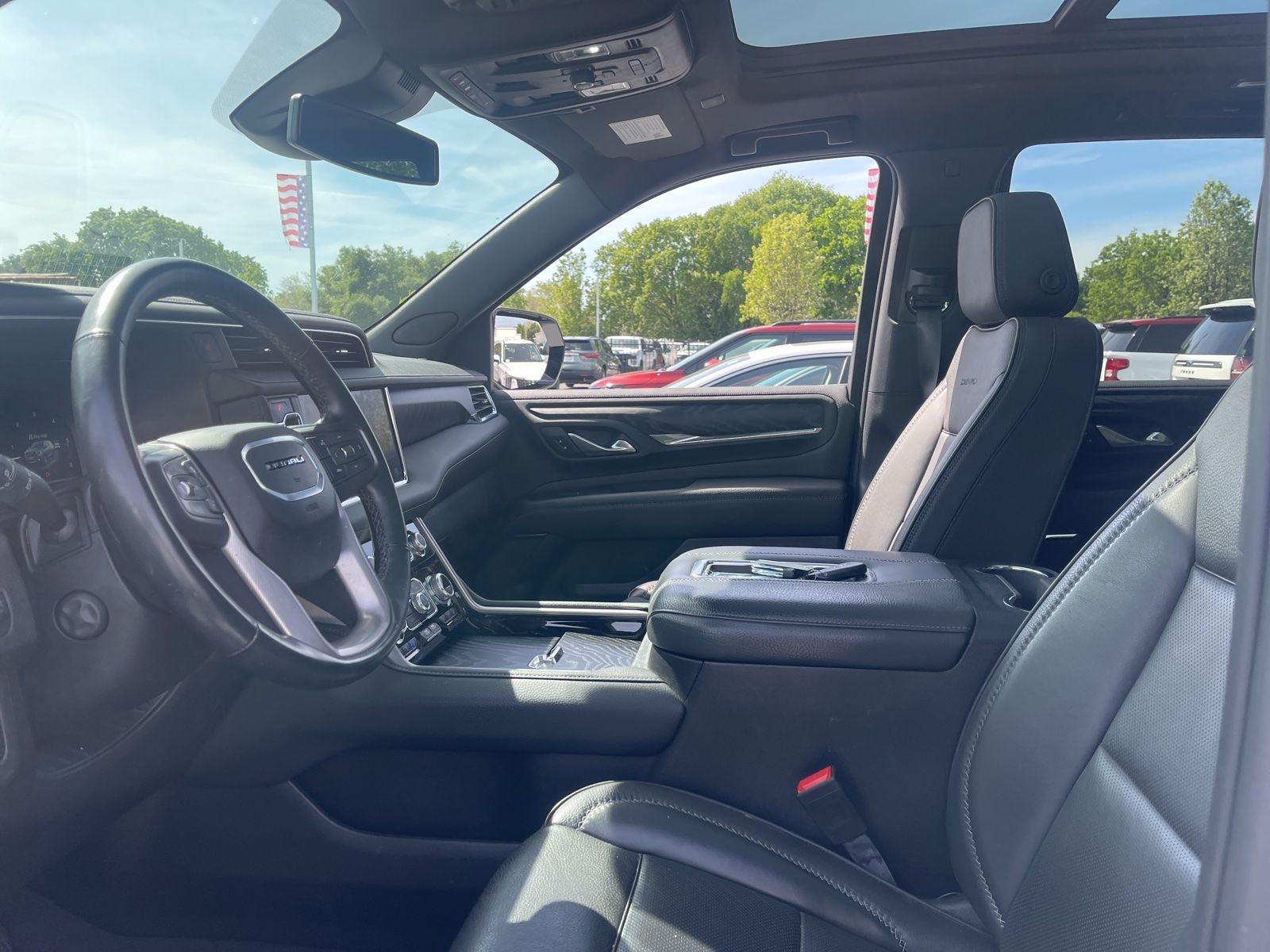 2023 GMC Yukon Denali