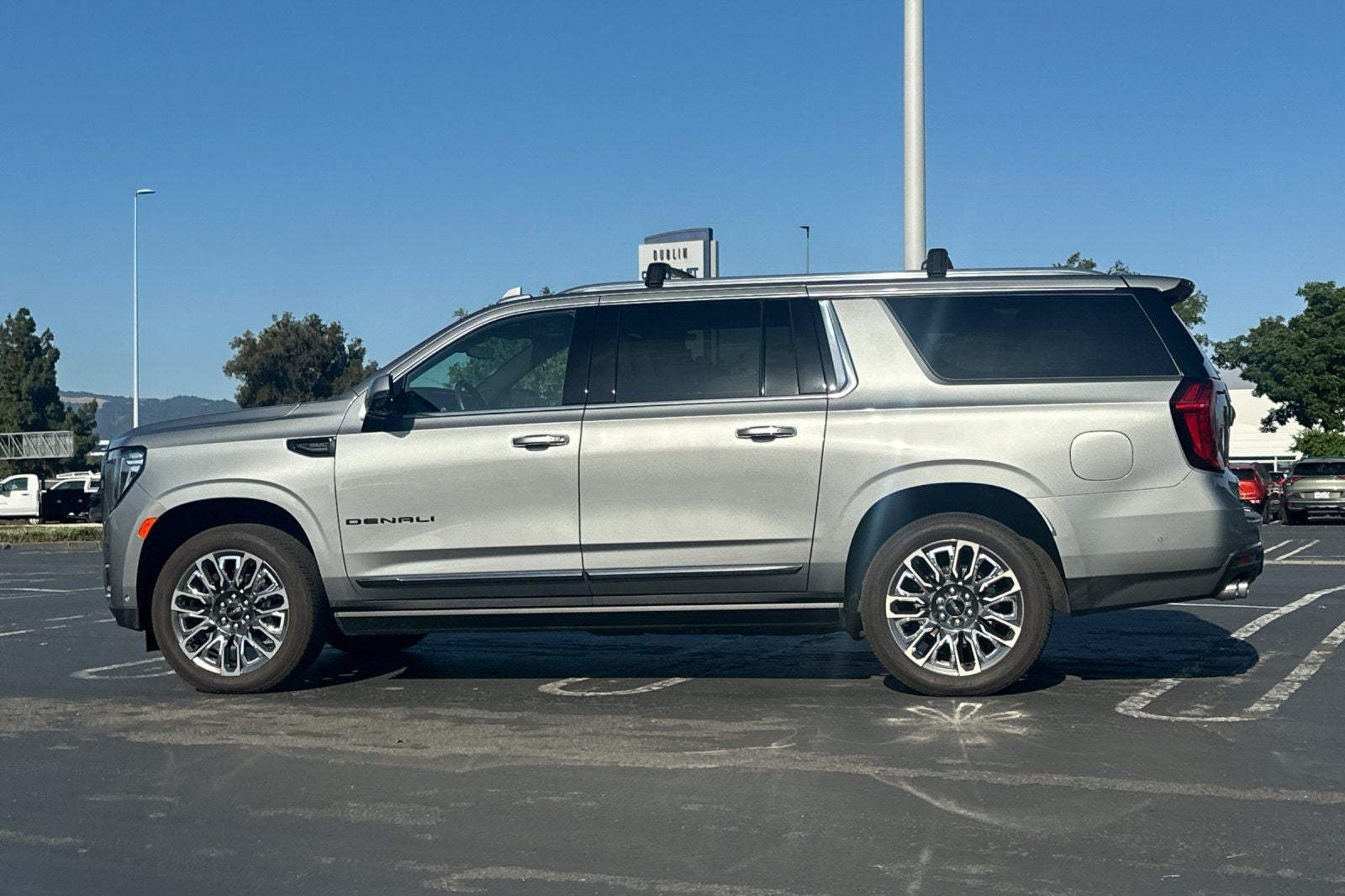2024 GMC Yukon XL Denali Ultimate