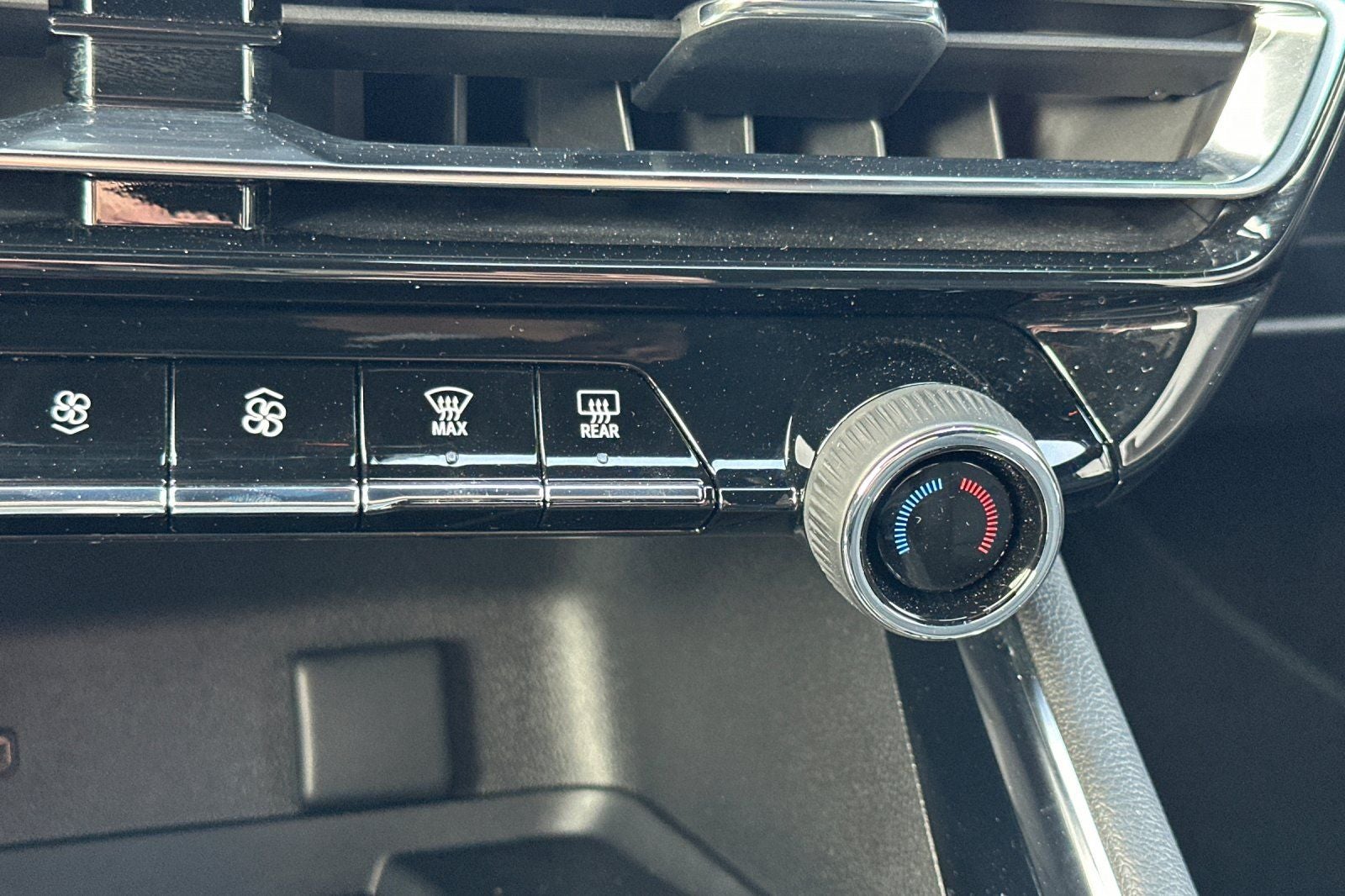 2026 Chevrolet Traverse LT 2LT