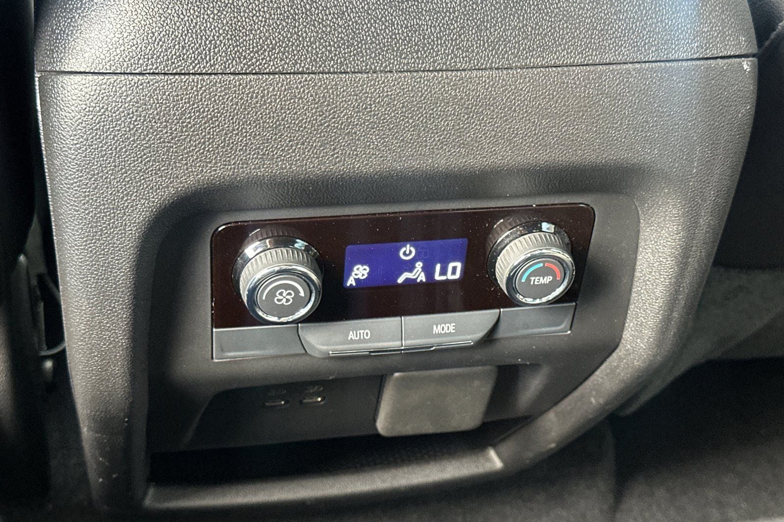 2026 Chevrolet Traverse LT 2LT