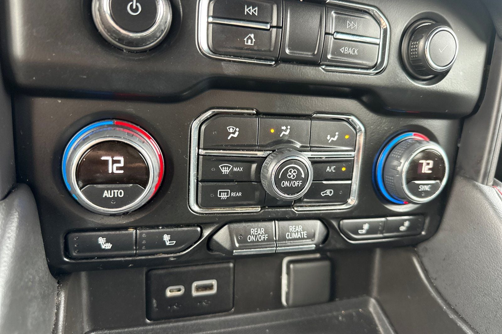 2021 Chevrolet Tahoe RST