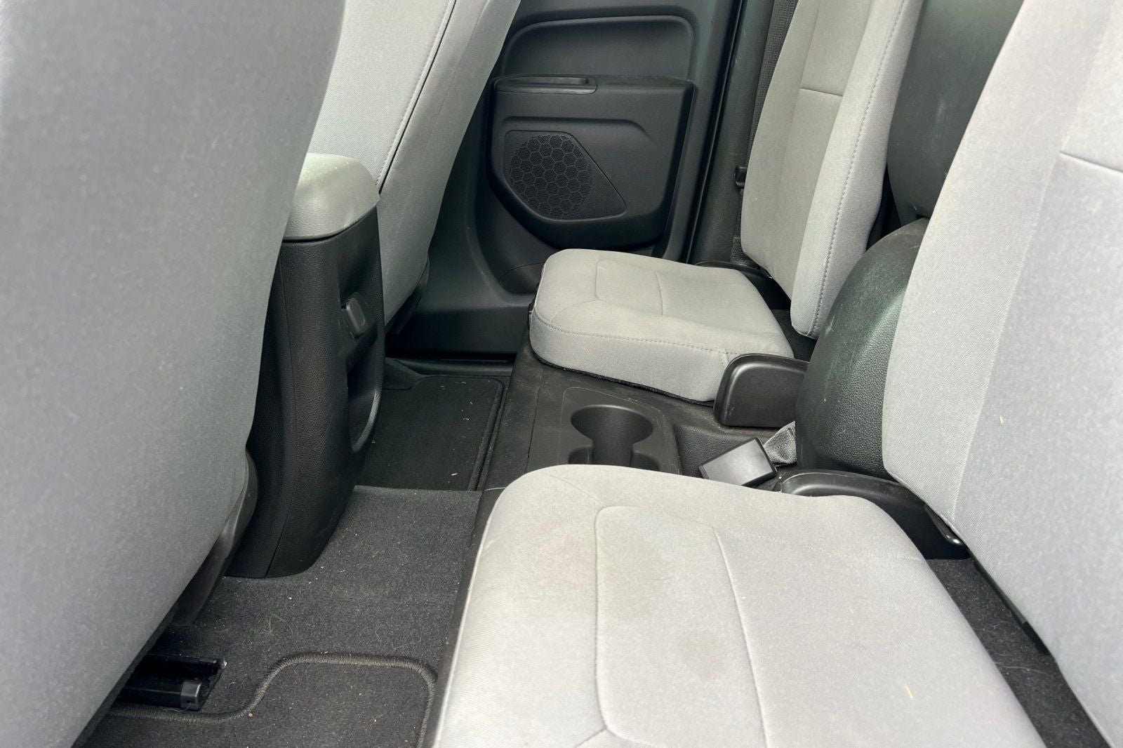 2022 GMC Canyon Elevation Standard