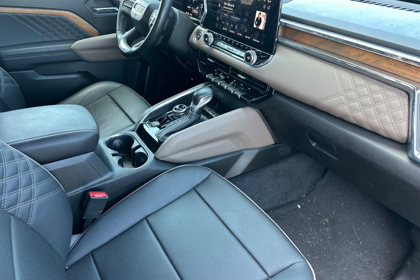 2024 GMC Canyon Denali