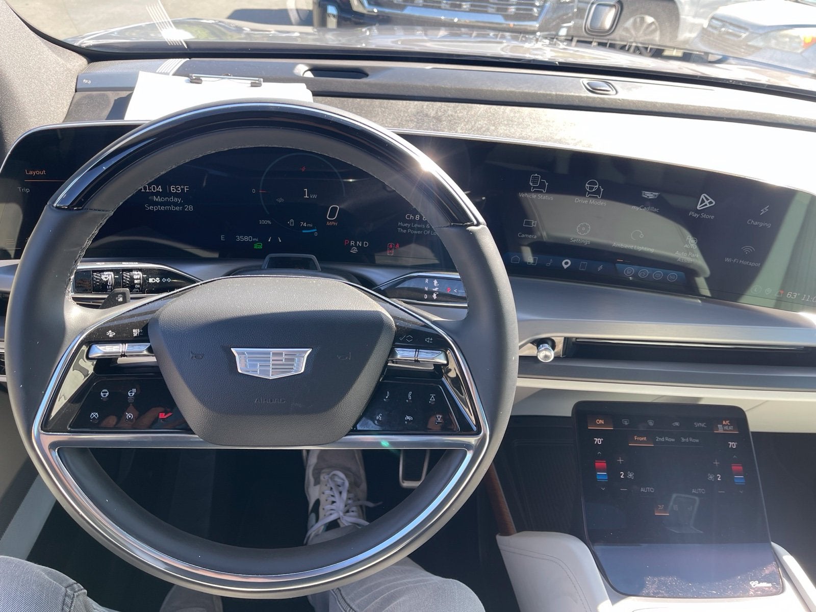 2026 Cadillac VISTIQ Luxury