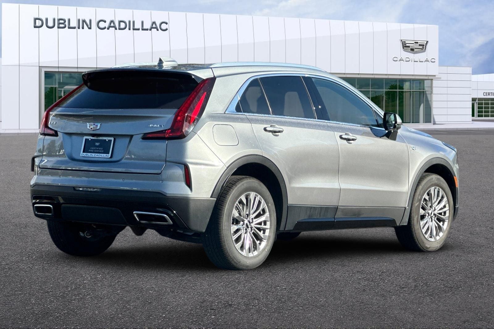 2025 Cadillac XT4 Premium Luxury