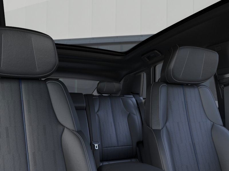 2025 Cadillac LYRIQ Luxury