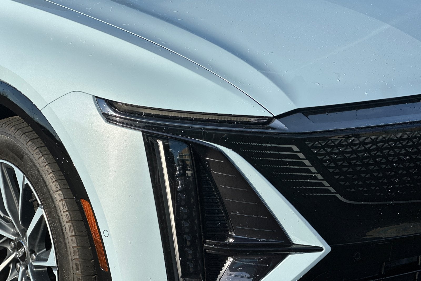 2024 Cadillac LYRIQ Sport