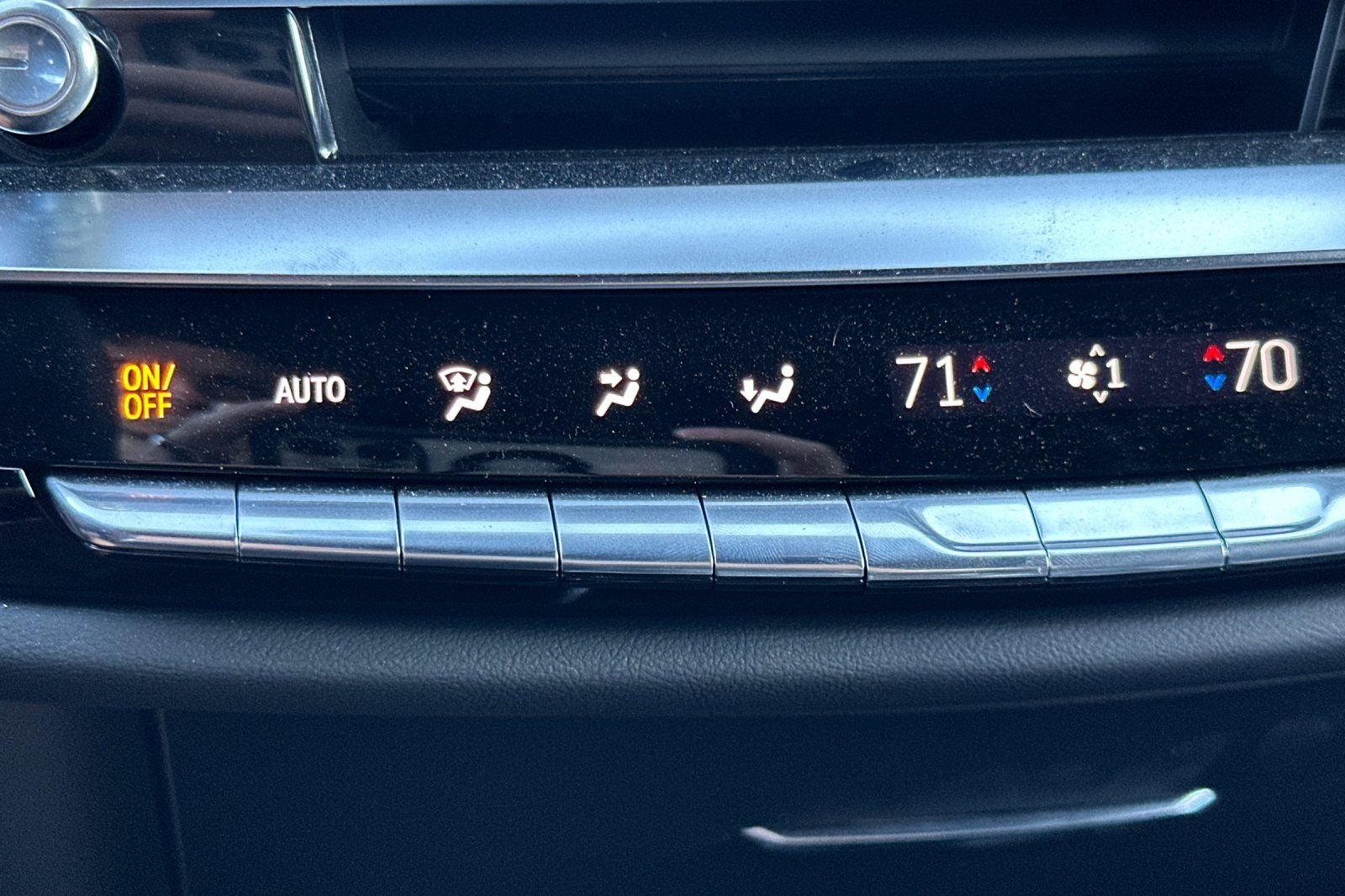 2025 Cadillac LYRIQ Sport