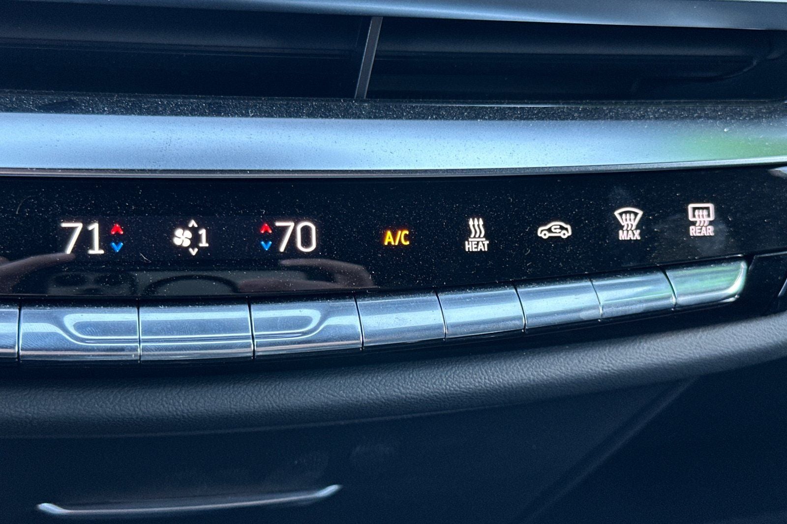 2025 Cadillac LYRIQ Sport