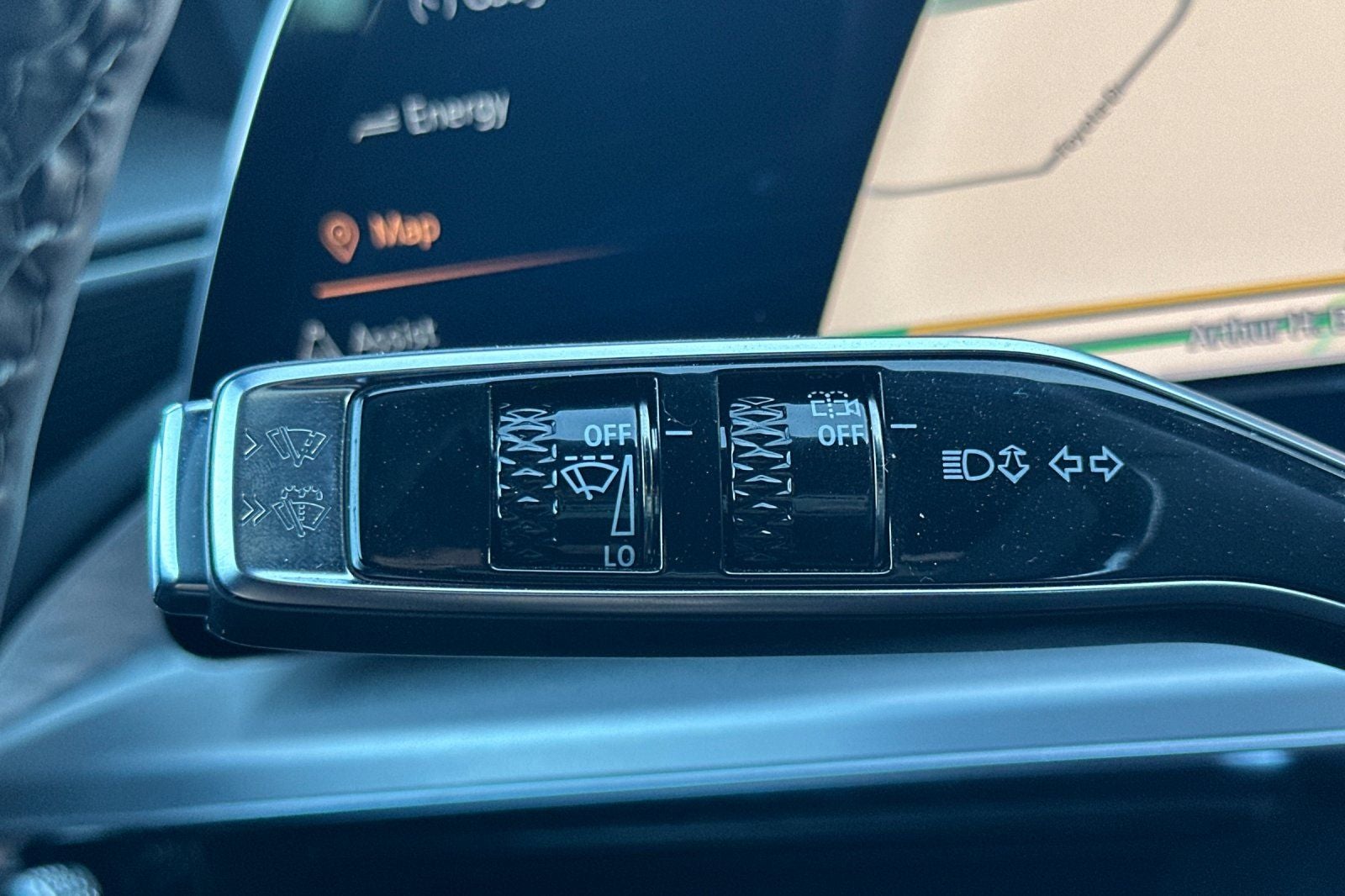 2025 Cadillac LYRIQ Sport