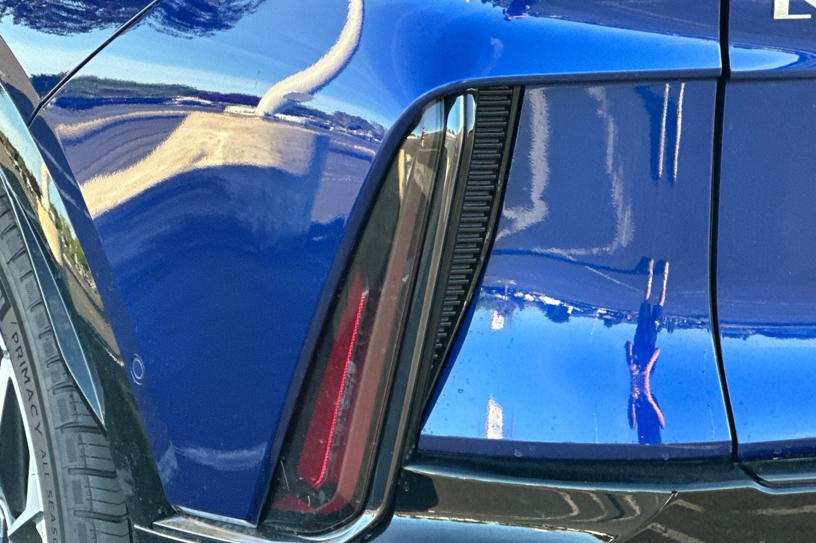 2025 Cadillac LYRIQ Sport