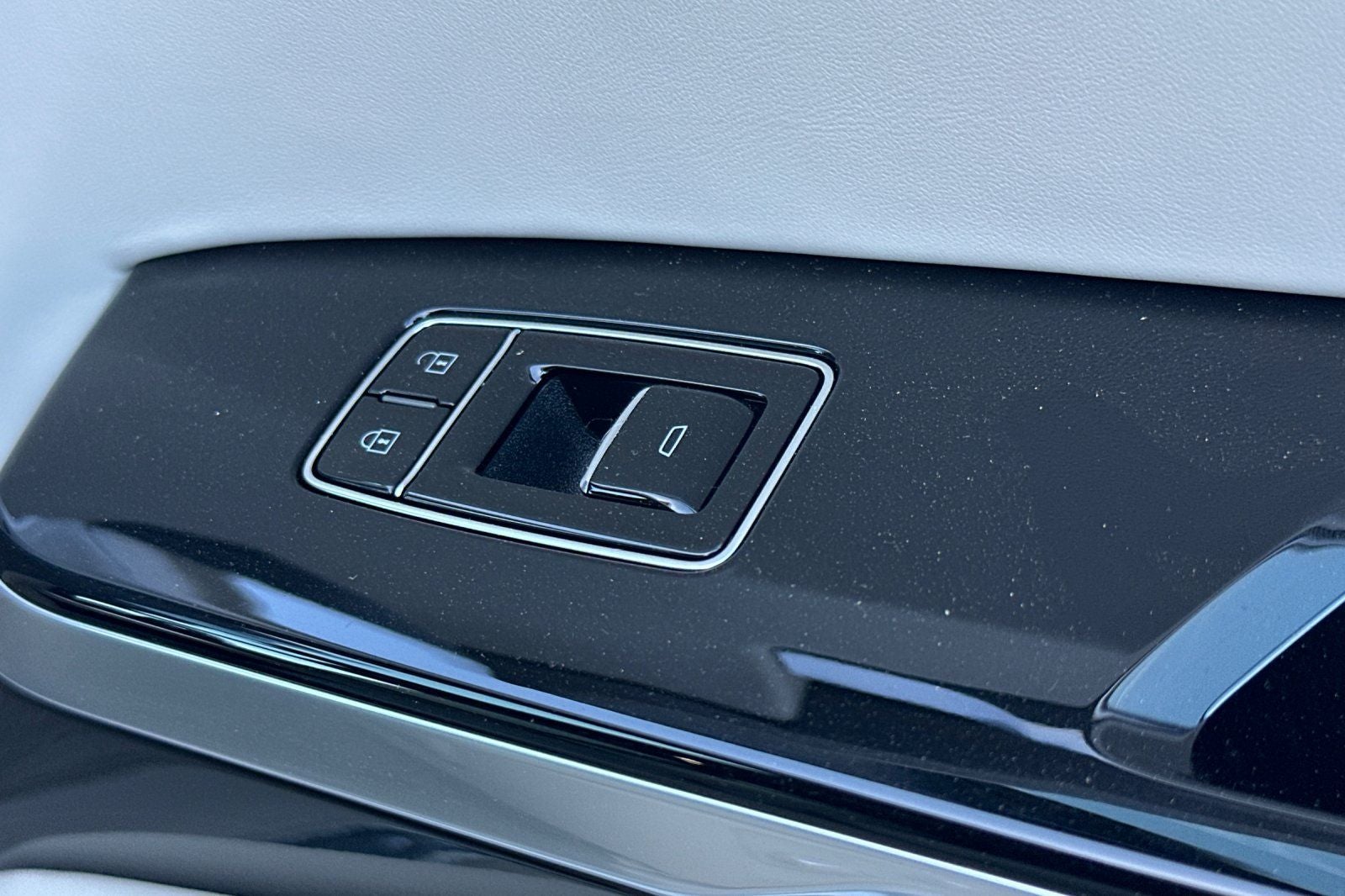 2025 Cadillac Escalade ESV Premium Luxury Platinum