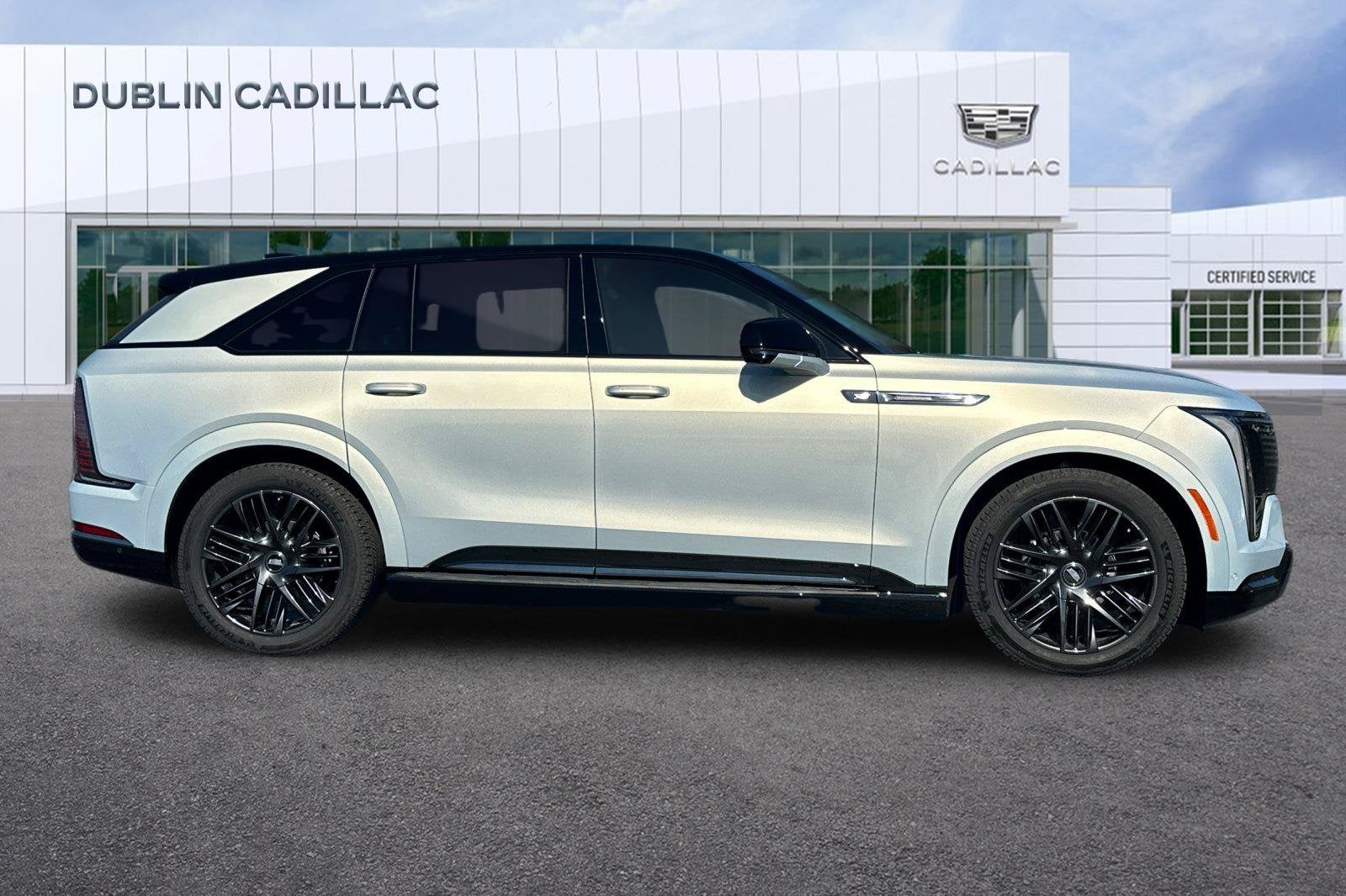 2025 Cadillac ESCALADE IQ Sport 2