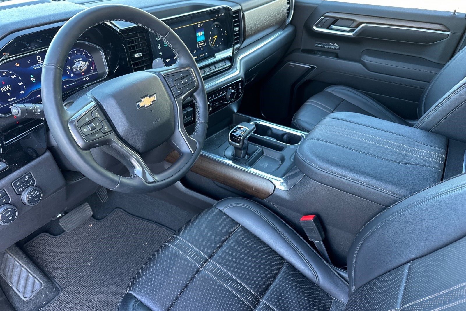 2025 Chevrolet Silverado 1500 High Country