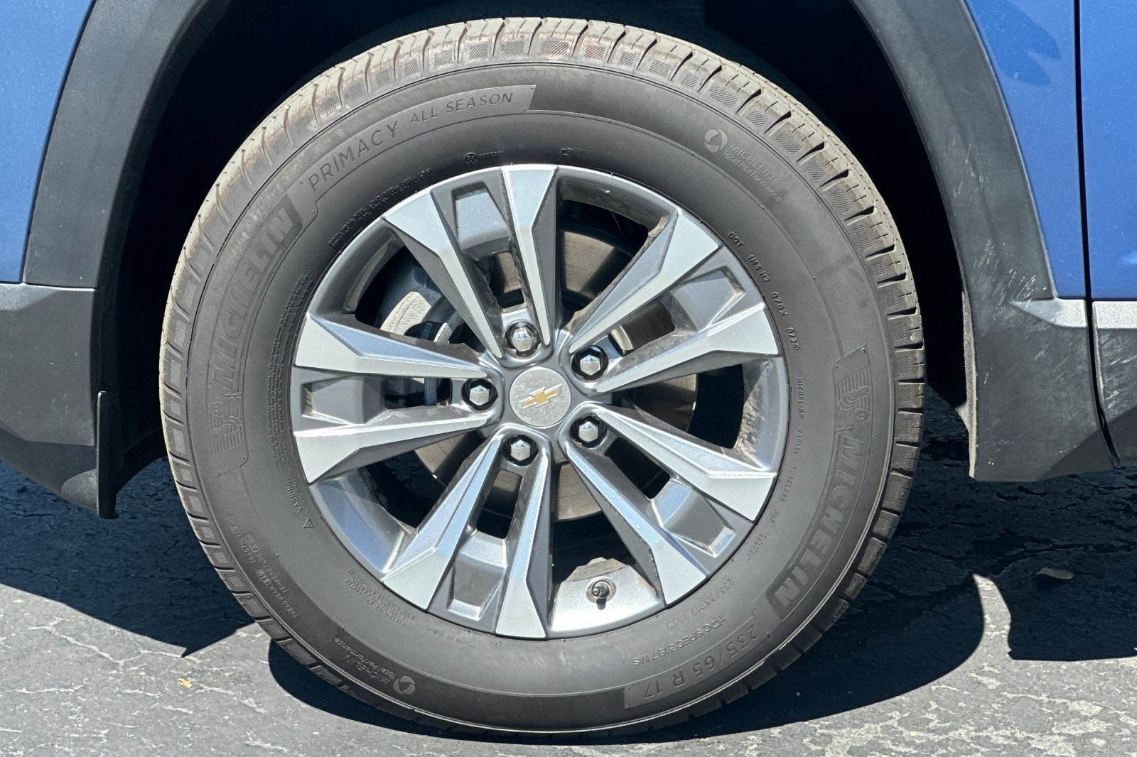 2025 Chevrolet Equinox LT - Photo 43
