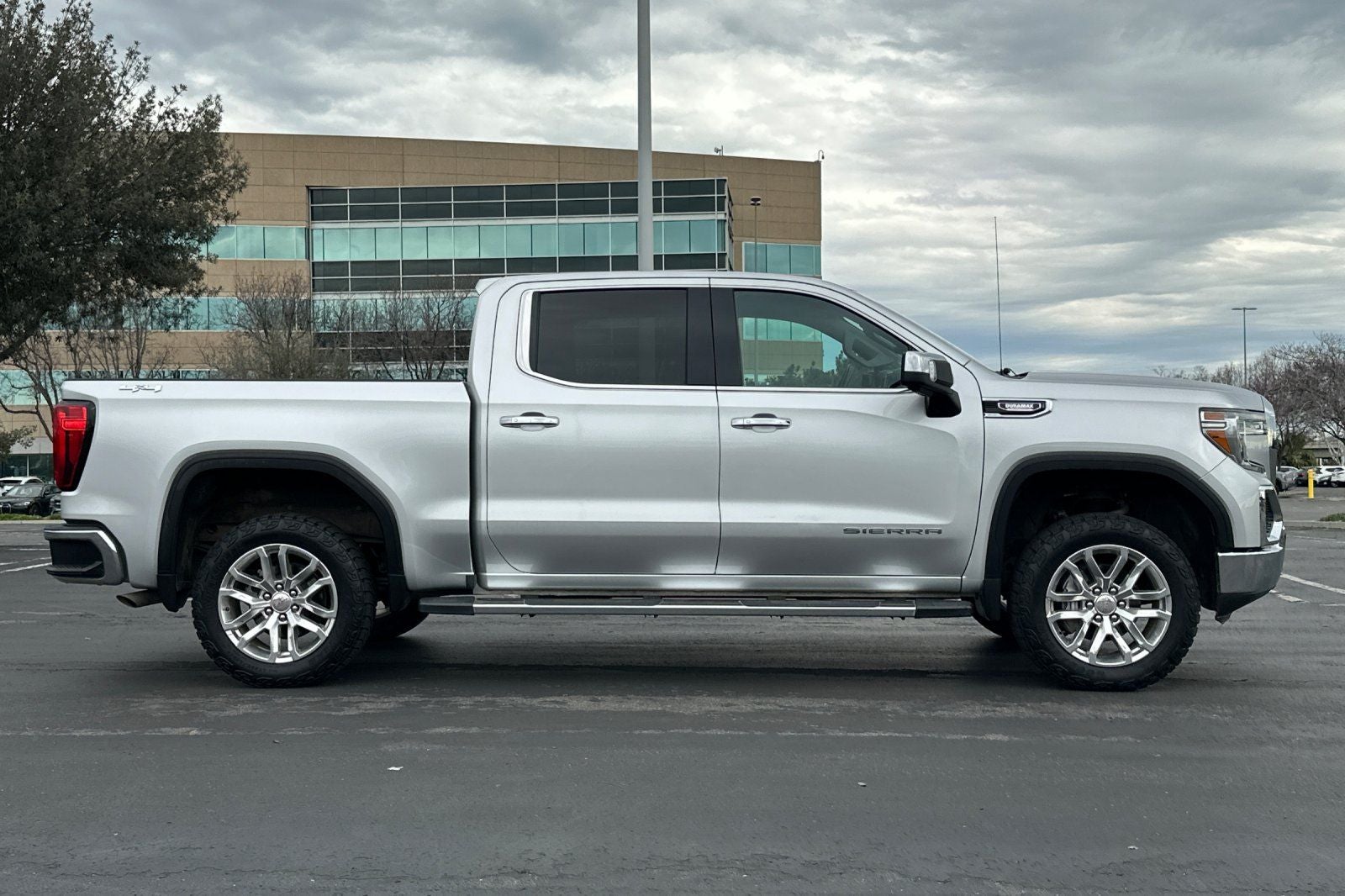 2020 GMC Sierra 1500 SLT