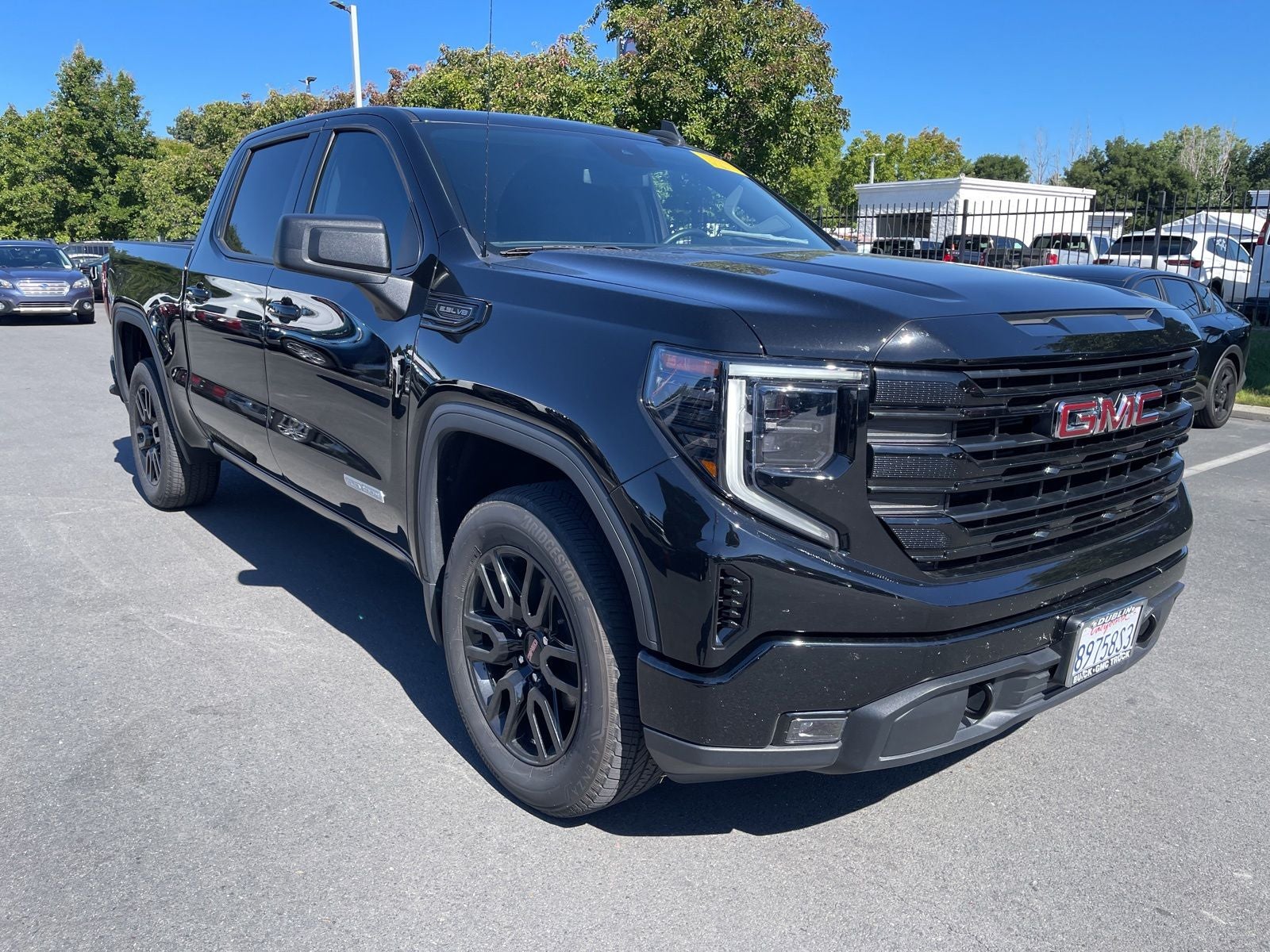2023 GMC Sierra 1500 Elevation