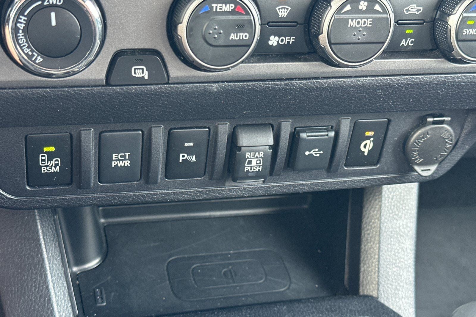2022 Toyota Tacoma TRD Off-Road V6