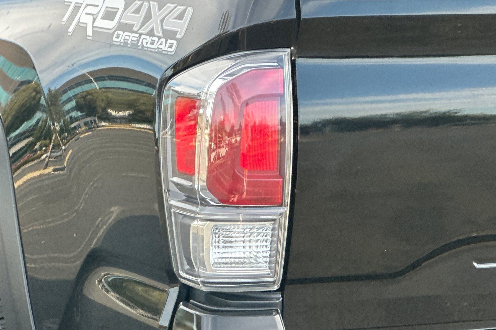 2022 Toyota Tacoma TRD Off-Road V6