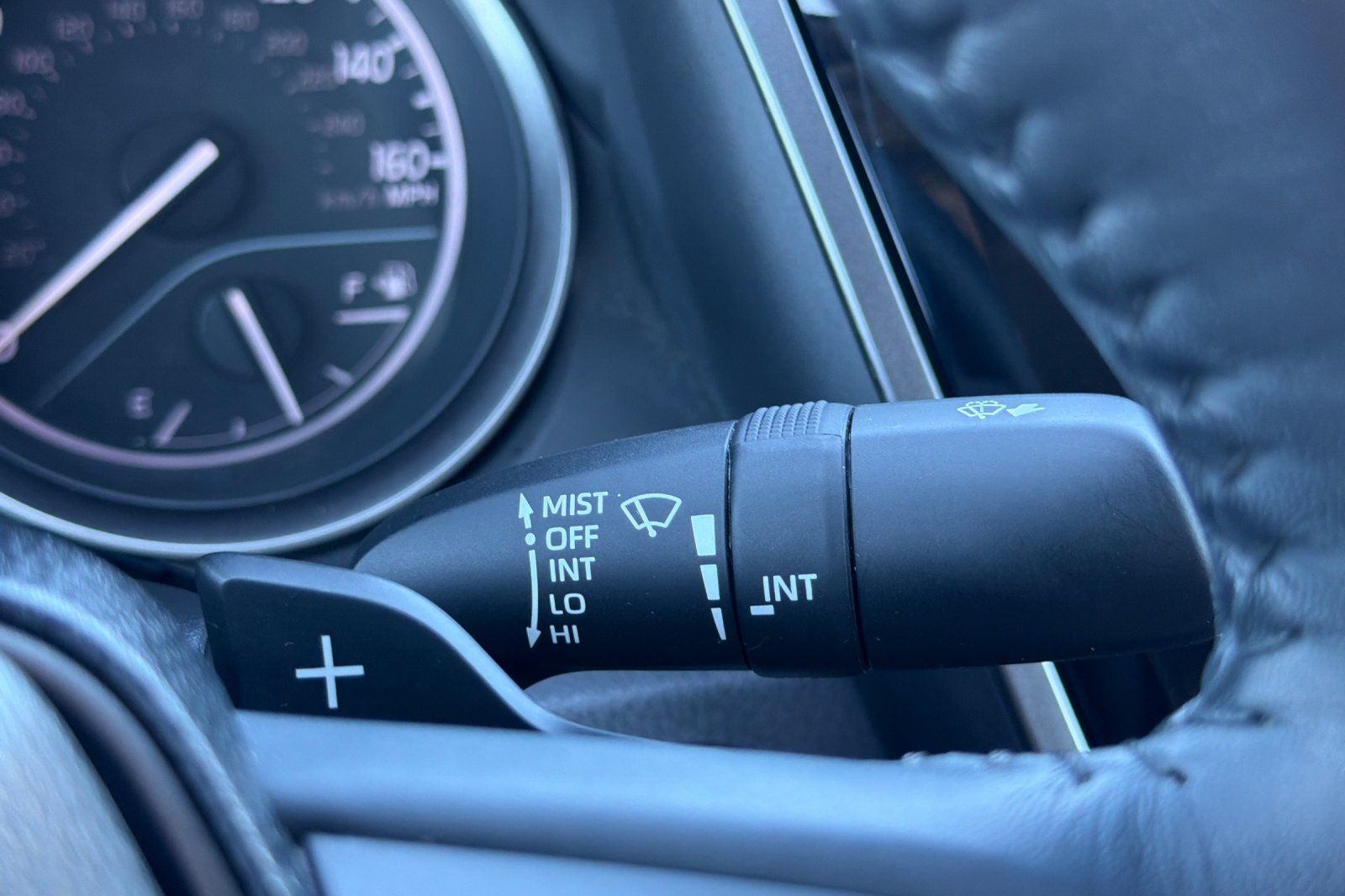 2021 Toyota Camry Hybrid SE