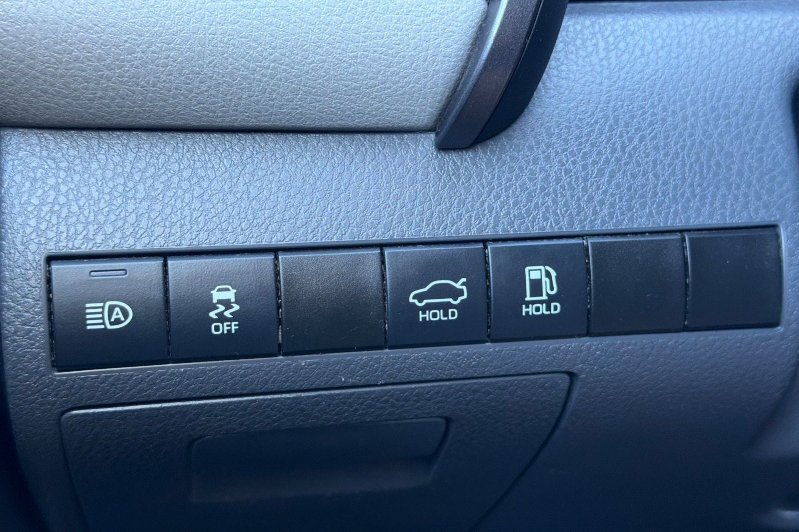 2021 Toyota Camry Hybrid SE