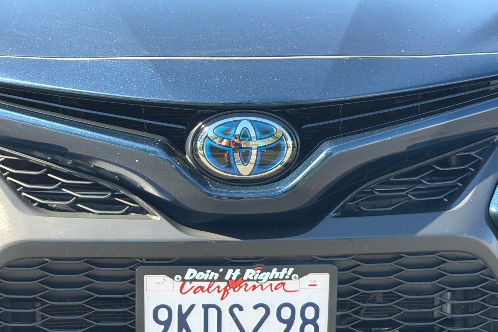 2021 Toyota Camry Hybrid SE