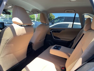2022 Toyota RAV4 Hybrid LE