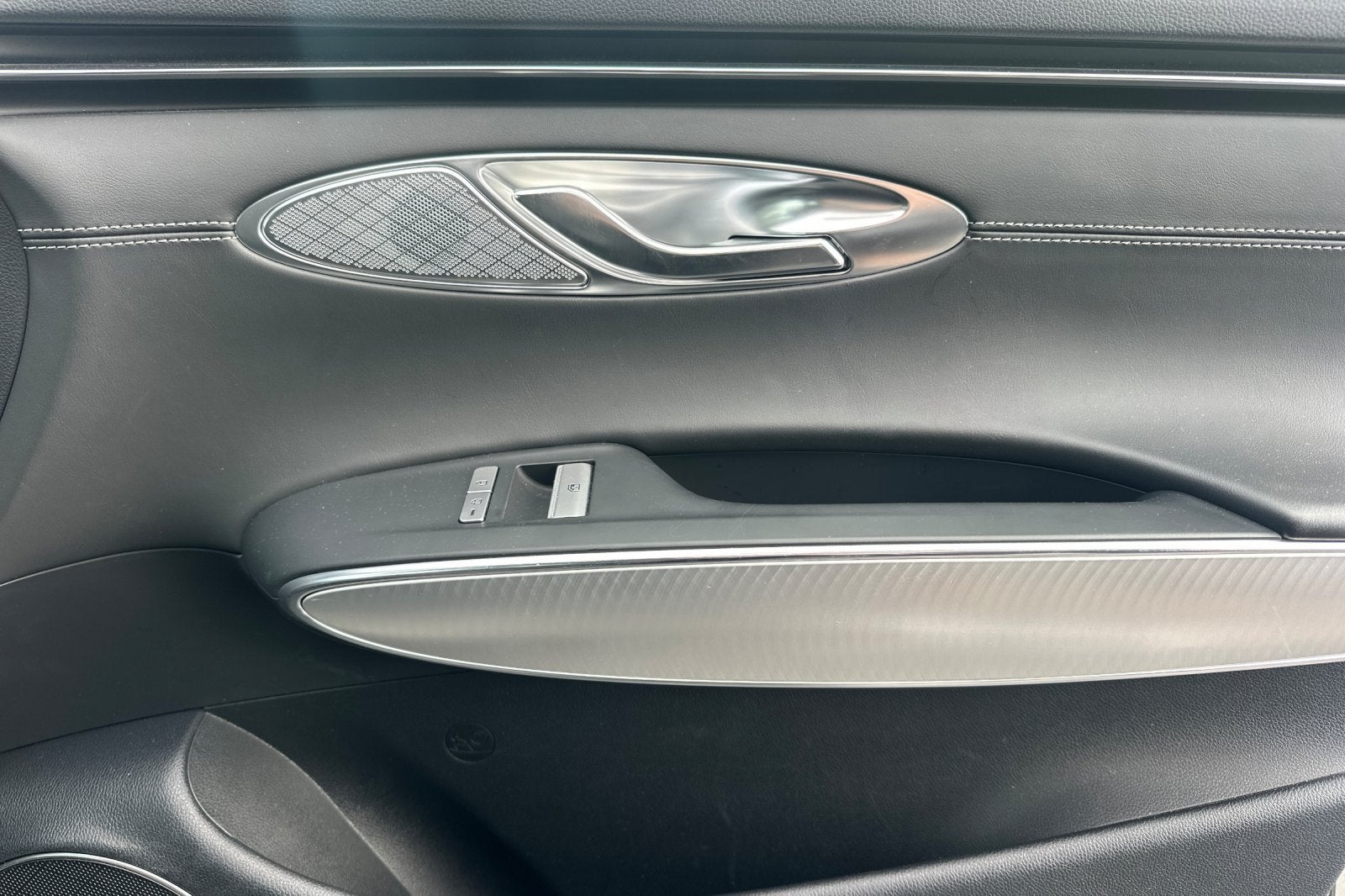 2024 Genesis GV70 2.5T