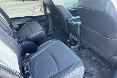 2025 Toyota Sienna Limited 7 Passenger