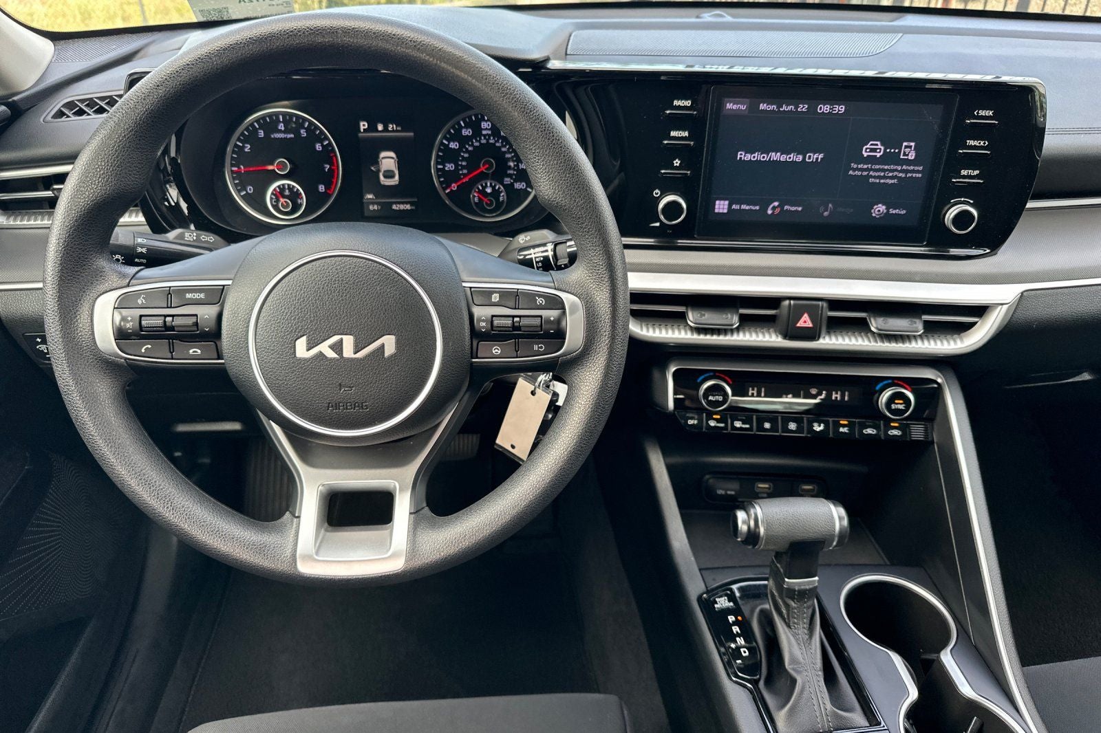 2022 Kia K5 LX