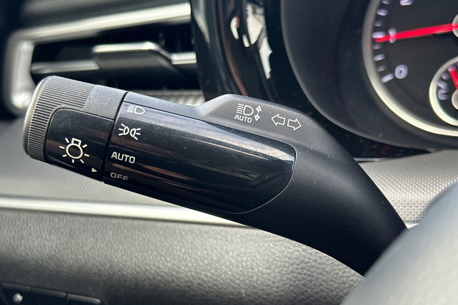 2022 Kia K5 LX