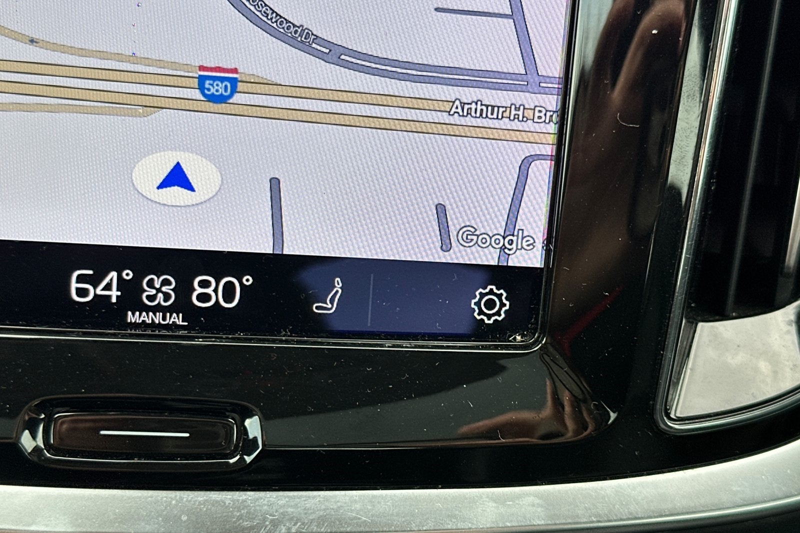 2024 Volvo S60 B5 Plus Dark Theme