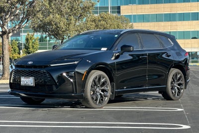 2025 Toyota Crown Signia Limited