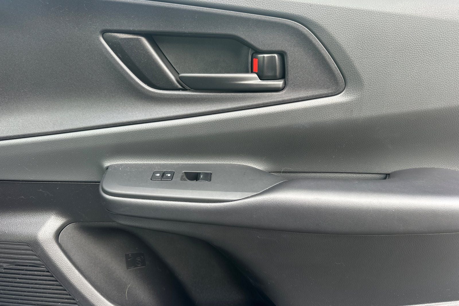 2023 Toyota Prius LE