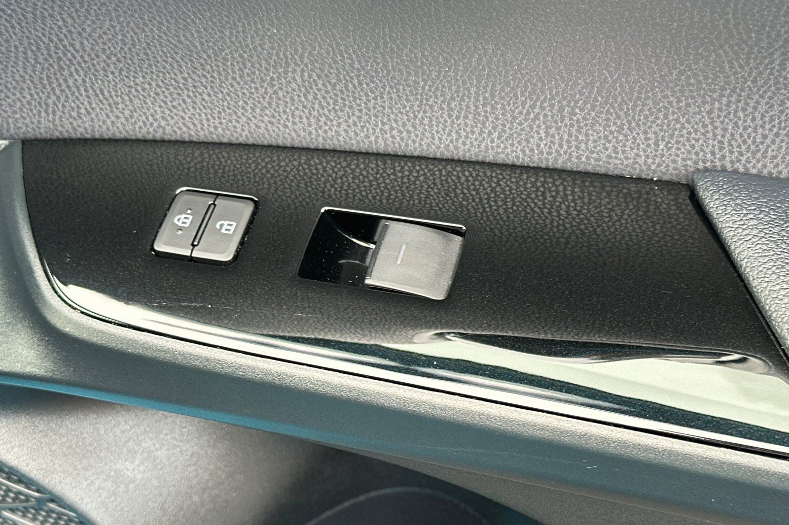 2022 Toyota Prius Prime LE