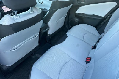 2021 Toyota Prius LE