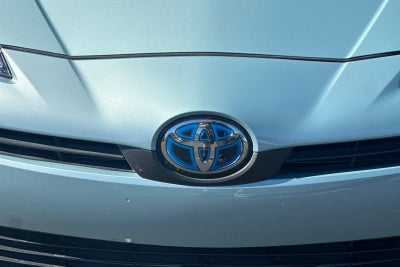 2021 Toyota Prius LE