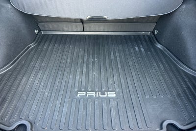 2020 Toyota Prius LE