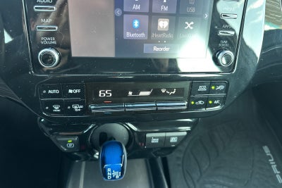 2020 Toyota Prius LE