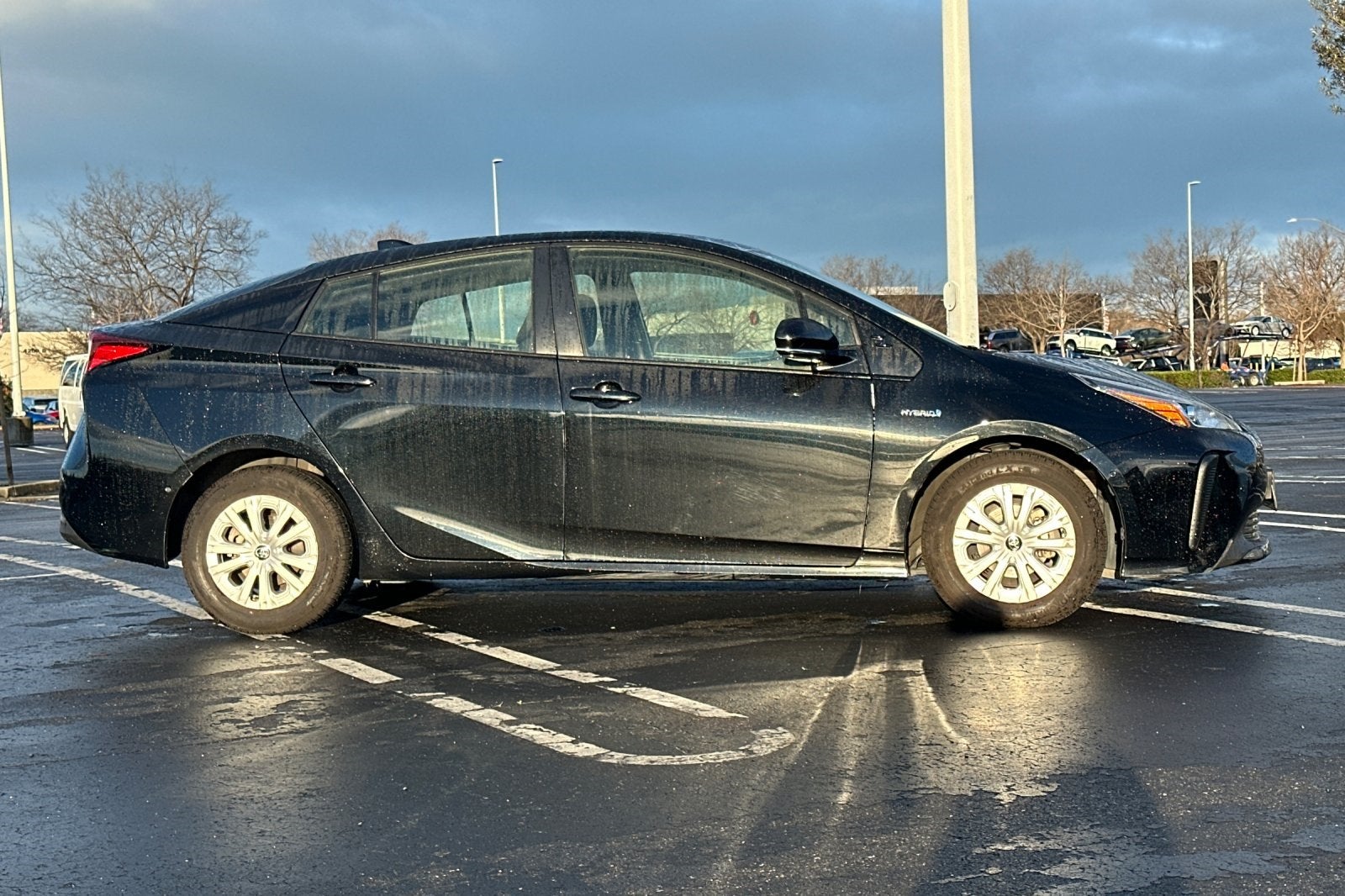 2020 Toyota Prius LE