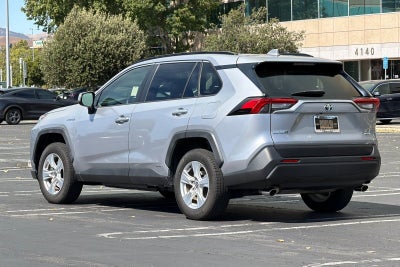 2020 Toyota RAV4 Hybrid XLE